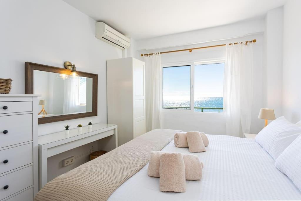 Ensuite Mediterranean Sea Front Fuengirola Exterior foto