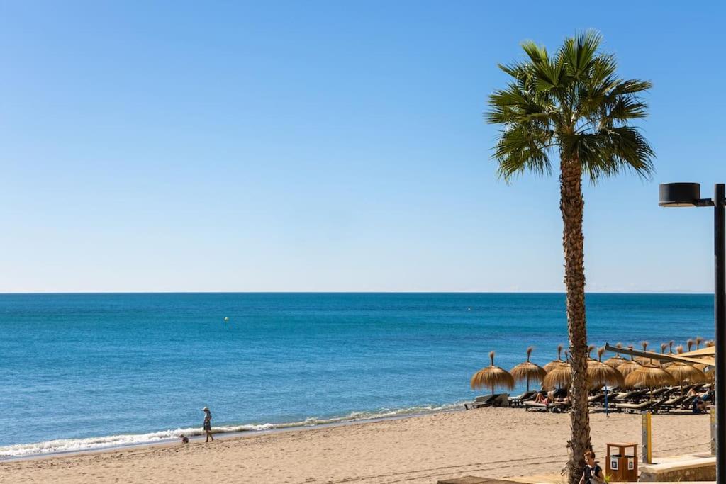 Ensuite Mediterranean Sea Front Fuengirola Exterior foto